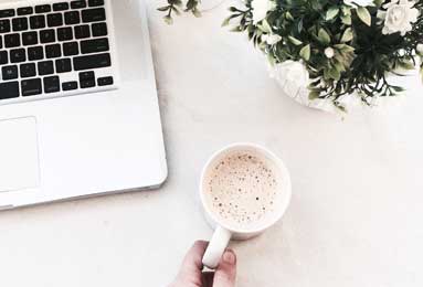 红蓝双雄对决，稳稳占据榜首位置